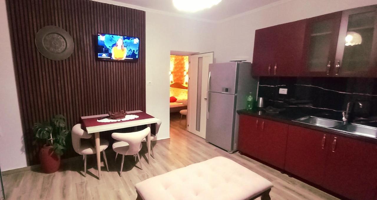 Villa Heljos Apartaments Vlorë 외부 사진
