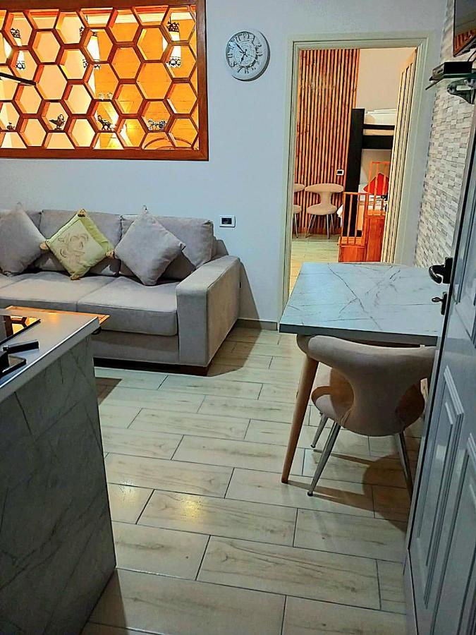 Villa Heljos Apartaments Vlorë 외부 사진