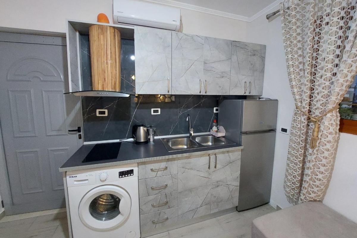 Villa Heljos Apartaments Vlorë 외부 사진