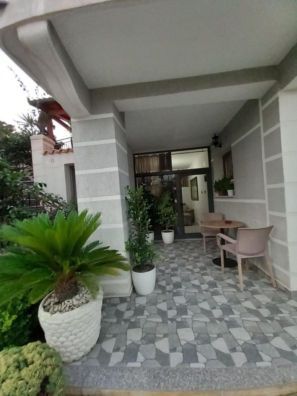 Villa Heljos Apartaments Vlorë 객실 사진