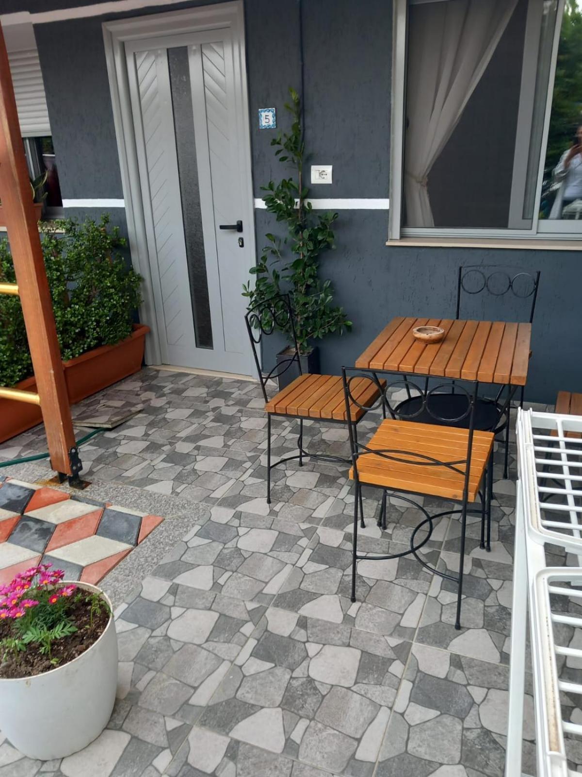 Villa Heljos Apartaments Vlorë 외부 사진