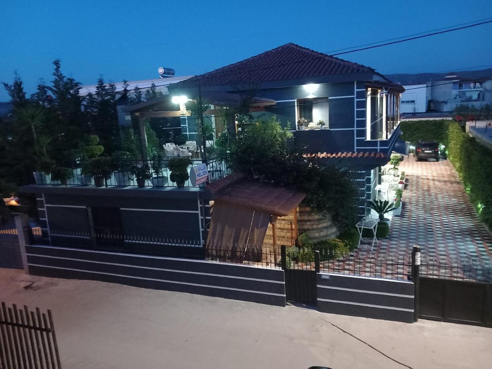 Villa Heljos Apartaments Vlorë 객실 사진